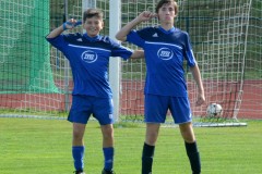 1069939__
